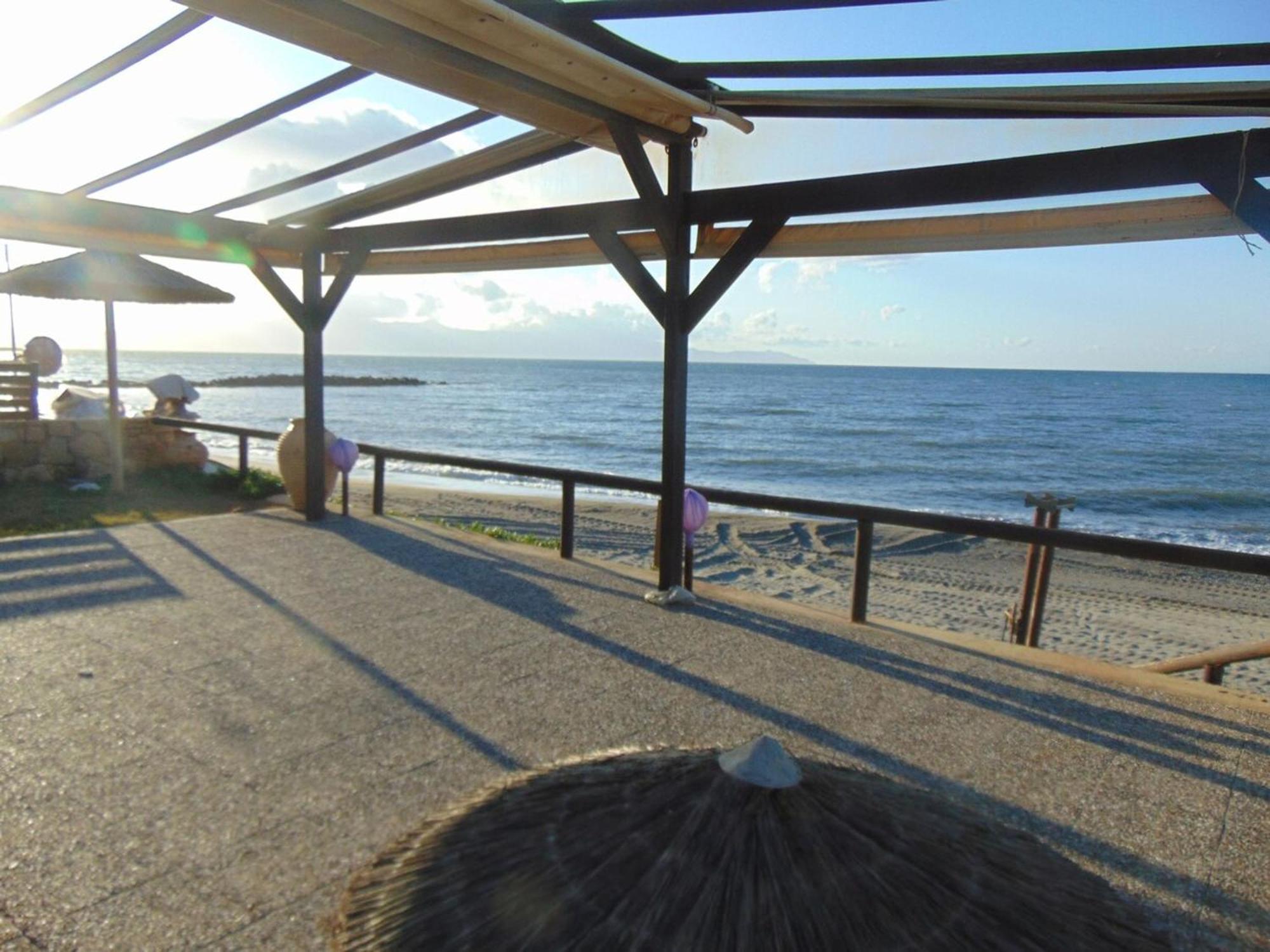 Comfy Beachfront Litinas Casa With Seaview Chania  ภายนอก รูปภาพ